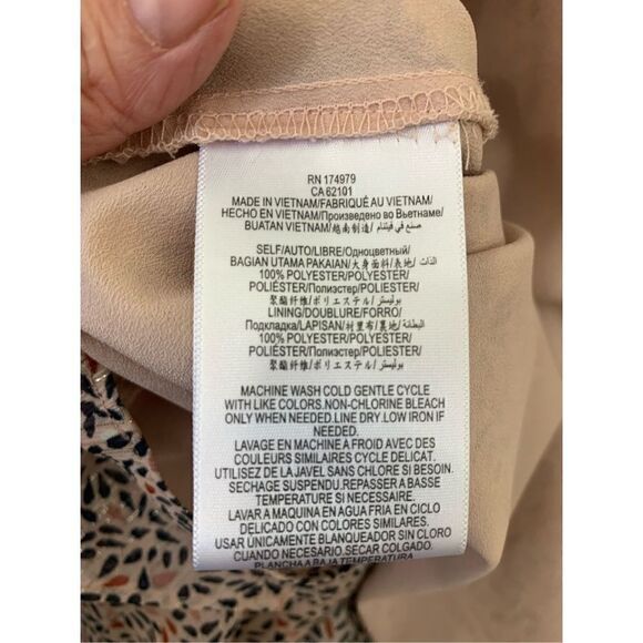 BCBGeneration Pink Cropped Long Tiered Ruffled Sleeveless Blouse Size L - Picture 8 of 10